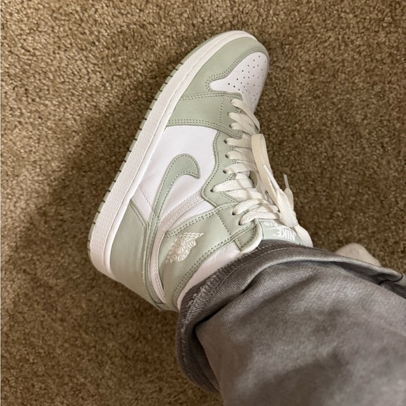 Seafoam AJ1 - Picture 6 of 7